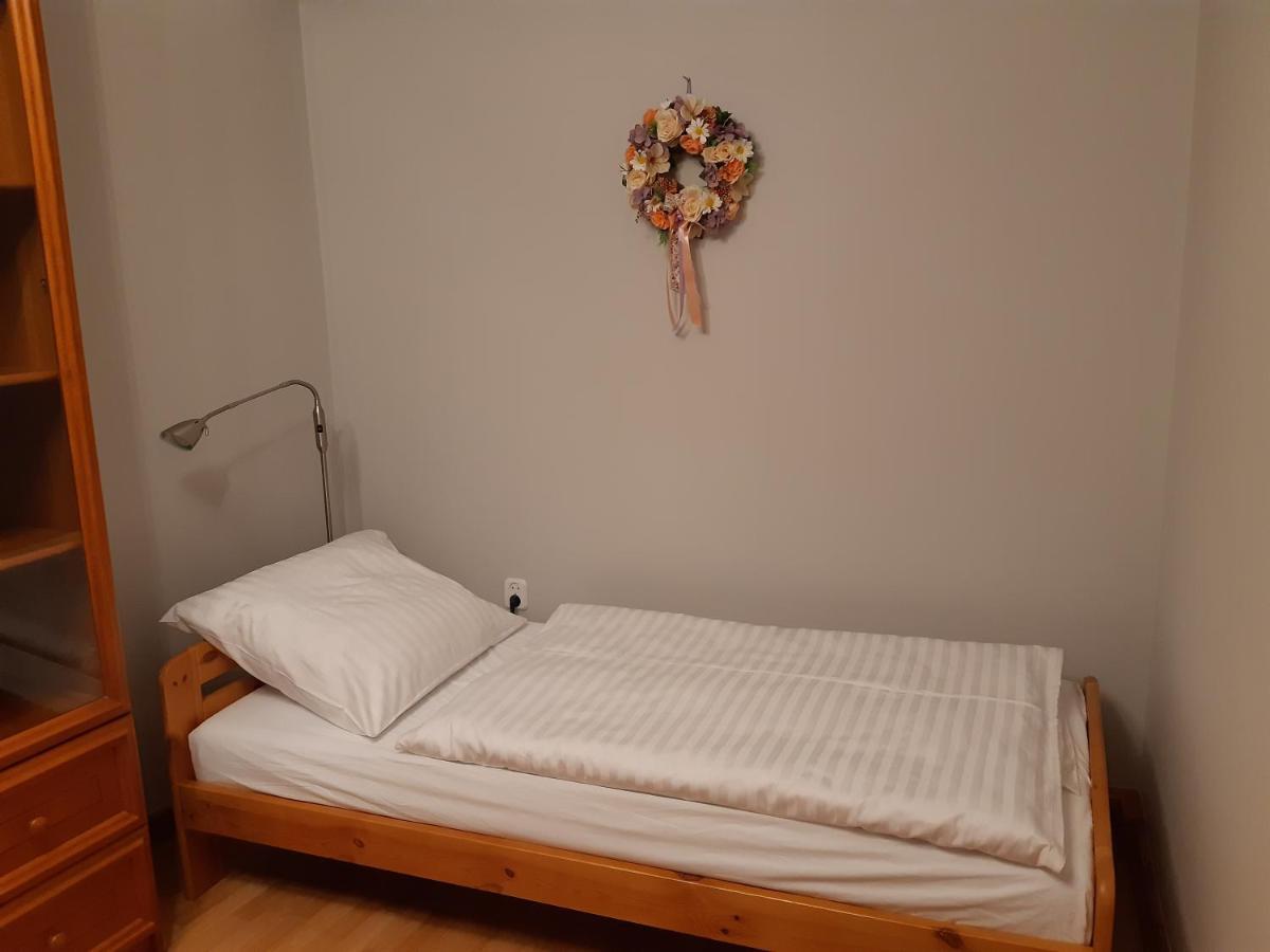 Secesja House Apartment Oswiecim Luaran gambar